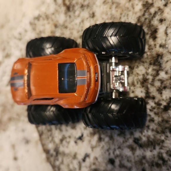 Hotwheels Monster Truck 1:64 scale Chevy car - Picture 4 of 8